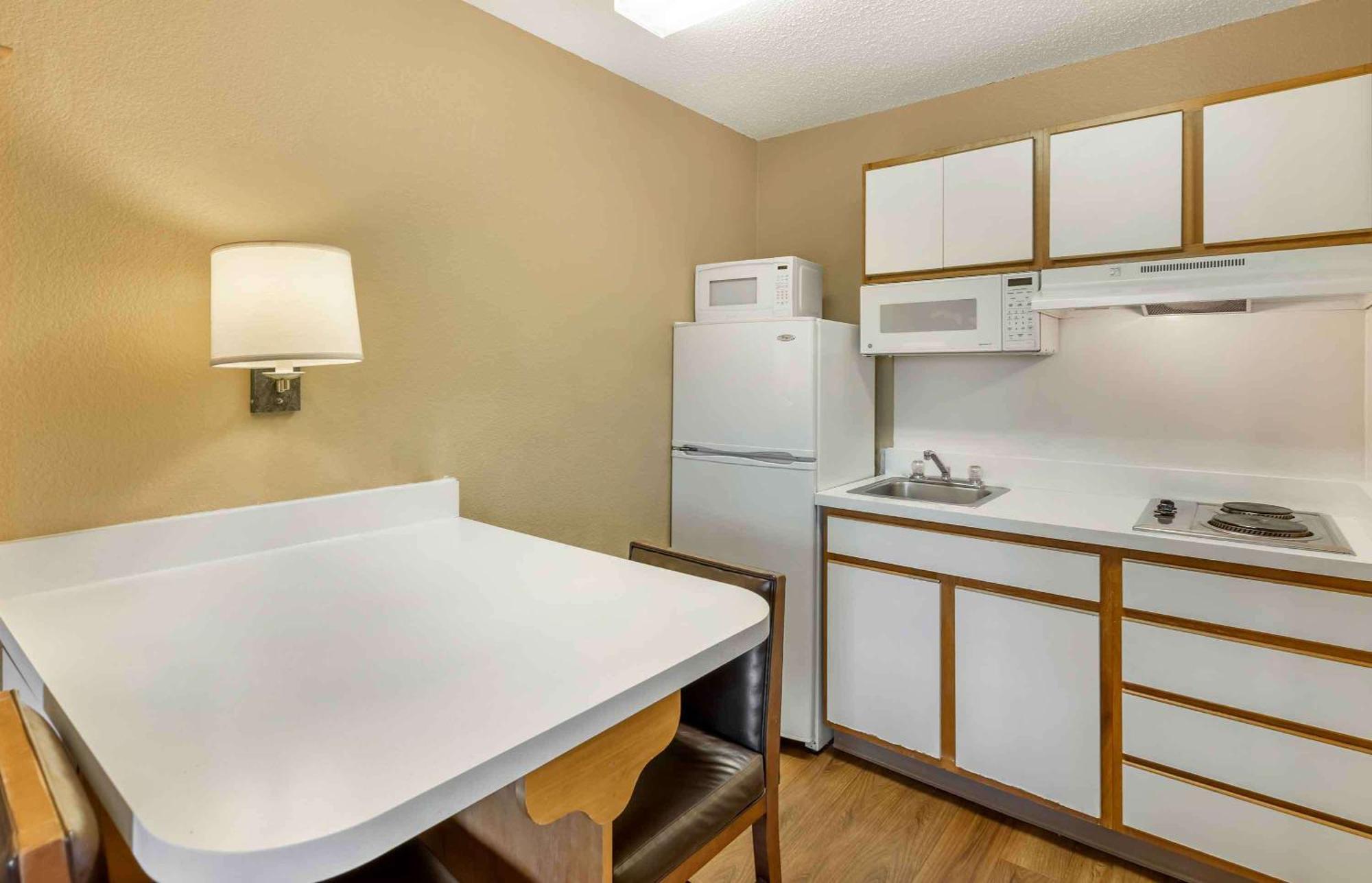 Extended Stay America Suites - Denver - Tech Center South - Inverness Сентениал Екстериор снимка
