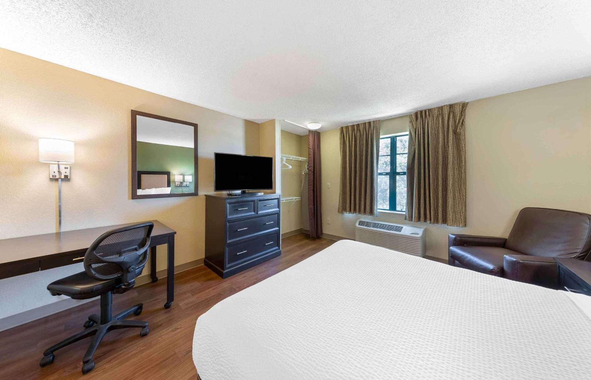 Extended Stay America Suites - Denver - Tech Center South - Inverness Сентениал Екстериор снимка