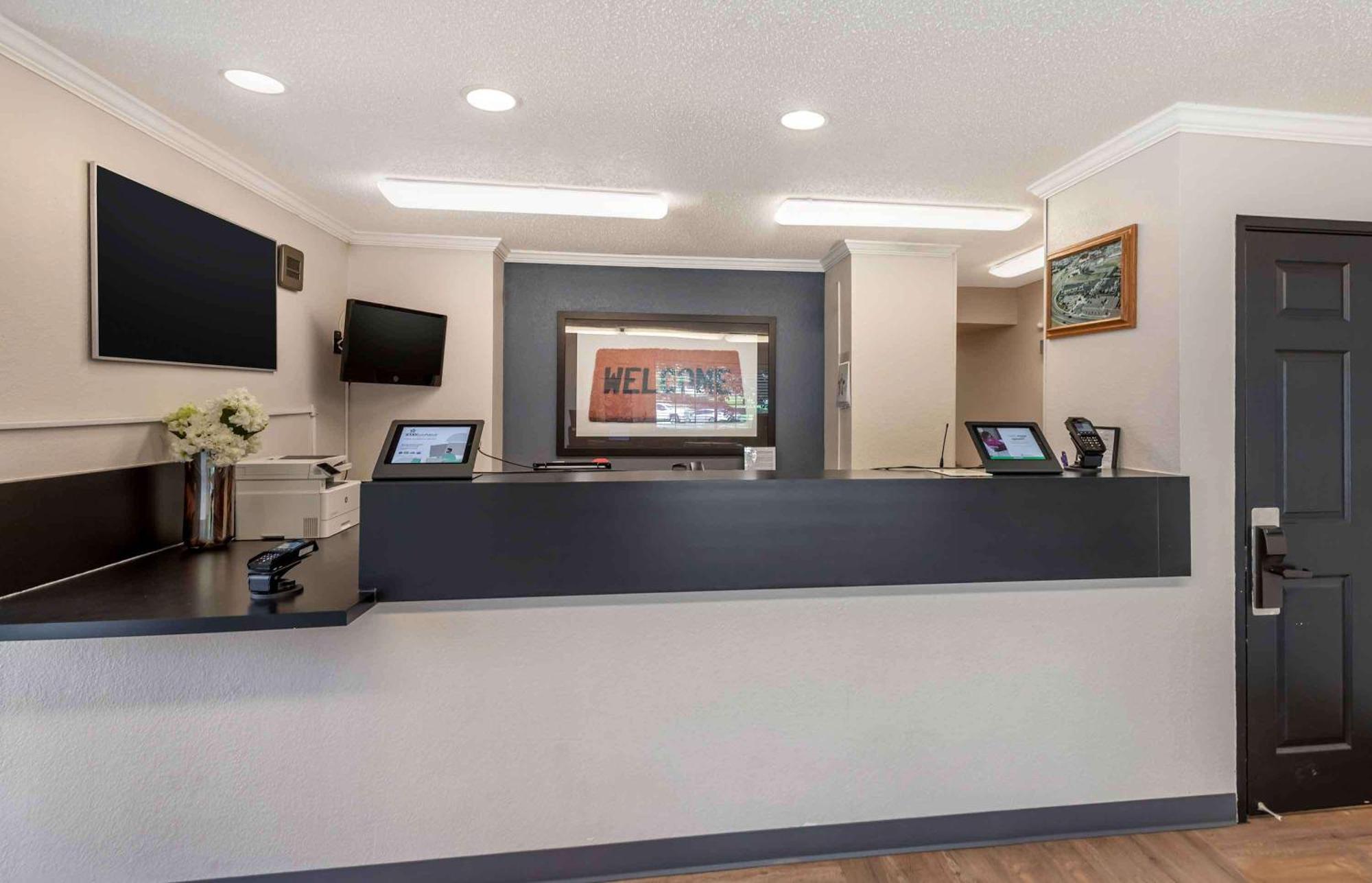Extended Stay America Suites - Denver - Tech Center South - Inverness Сентениал Екстериор снимка